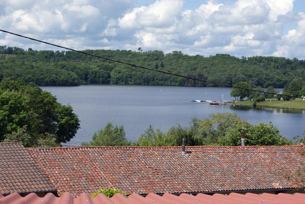 38 Friaudour Acomodação com café da manhã Saint-Pardoux-lʼOrtigier Quarto foto