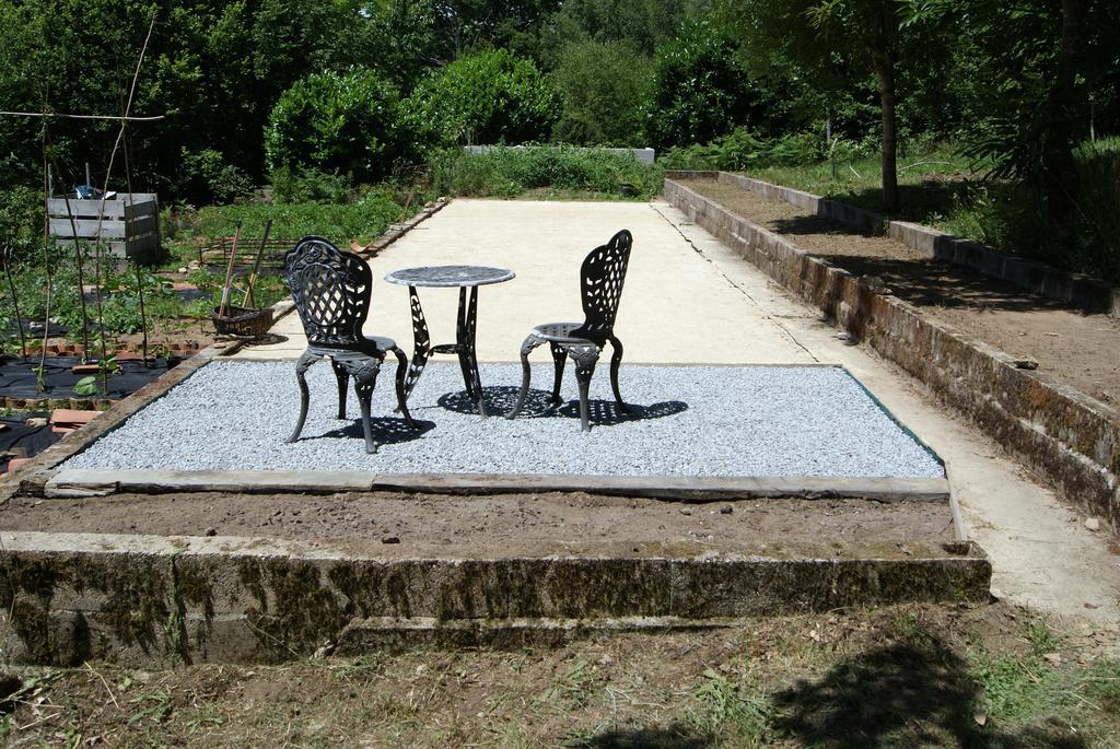 38 Friaudour Acomodação com café da manhã Saint-Pardoux-lʼOrtigier Exterior foto